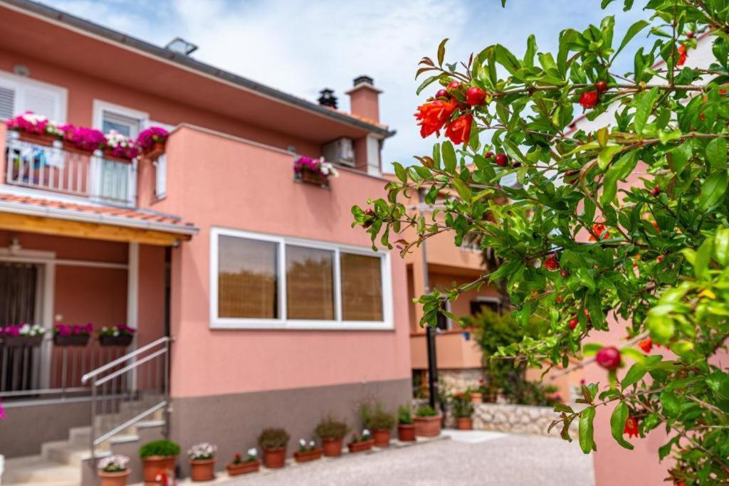 Apartment Irena Posedarje Exterior photo